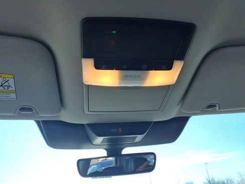 New 2026 Nissan Pathfinder SL image 24