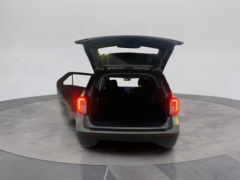 Certified 2021 Ford Explorer XLT image 20