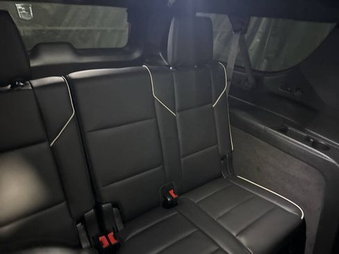 Used 2023 Cadillac Escalade ESV Premium Luxury w/ LPO, Floor Liner Package AWD/4WD image 16