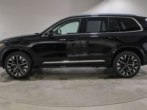 New 2026 Volvo XC90 B6 Plus w/ Protection Package Premier image 2