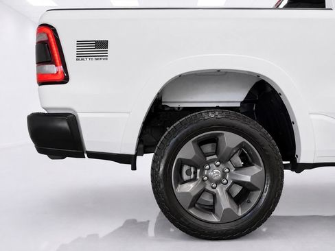 Used 2023 RAM 1500 Big Horn AWD/4WD image 8