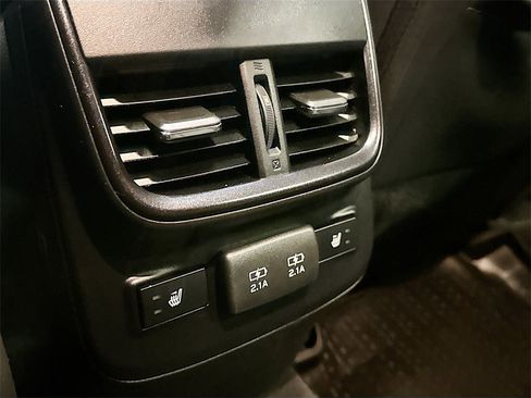 Used 2022 Subaru Outback Wilderness image 28