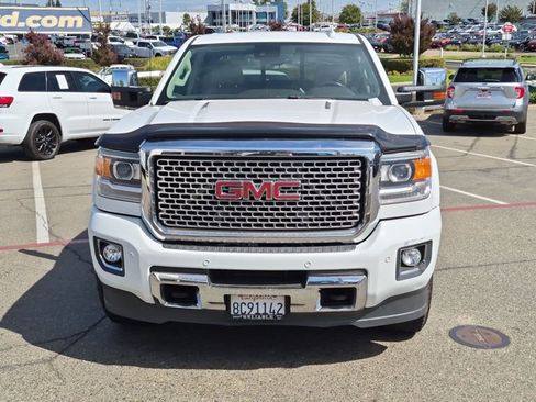Used 2015 GMC Sierra 3500 Denali w/ Duramax Plus Package AWD/4WD image 2