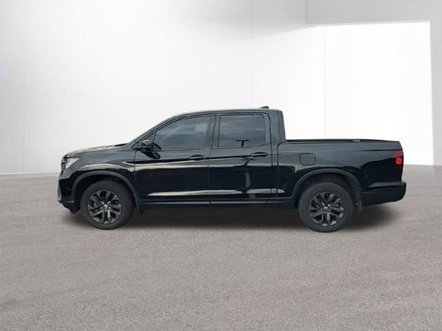 Used 2023 Honda Ridgeline Sport image 5