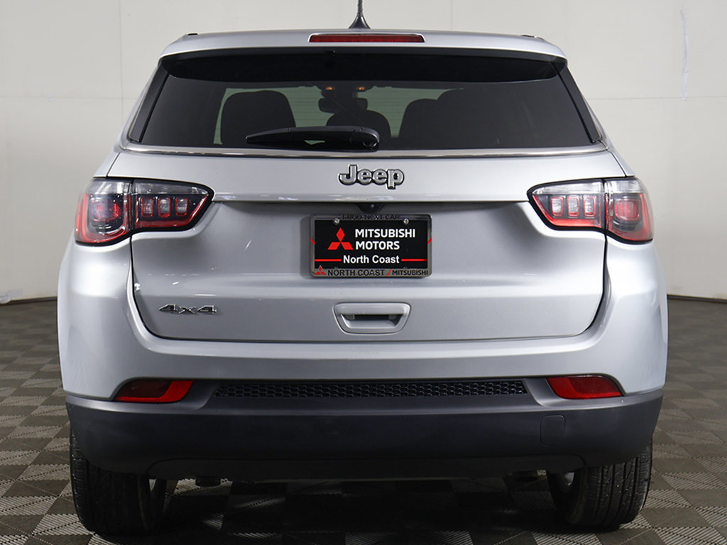 Used 2025 Jeep Compass Sport AWD/4WD image 11