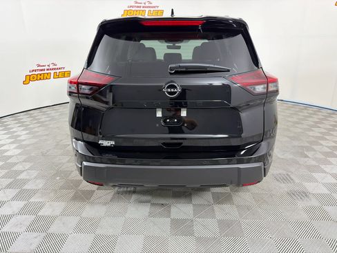 New 2026 Nissan Rogue Dark Armor FWD image 4