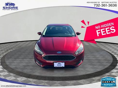 Used 2017 Ford Focus SEL image 2