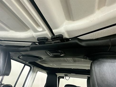 Used 2021 Jeep Wrangler Unlimited Rubicon image 21