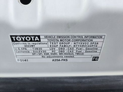 Certified 2022 Toyota Camry SE w/ Carpet Mat Package (TMS) image 25