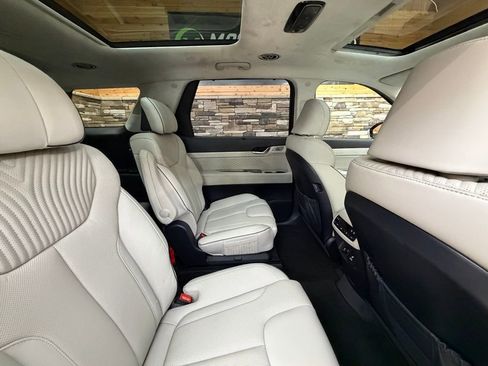 Certified 2023 Hyundai Palisade Calligraphy w/ Cargo Package image 34