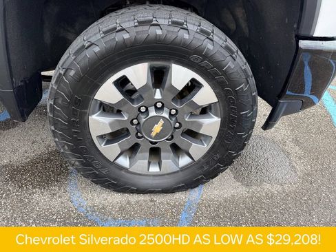 Used 2021 Chevrolet Silverado 2500 Custom w/ Custom Value Package AWD/4WD image 34