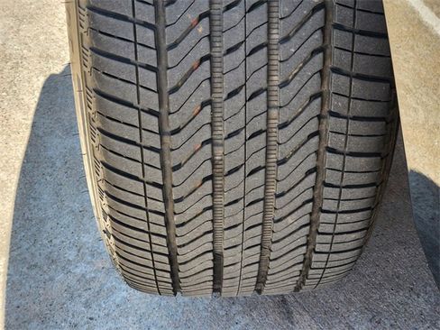 Used 2024 GMC Yukon Denali Ultimate w/ LPO, Floor Liner Package image 11