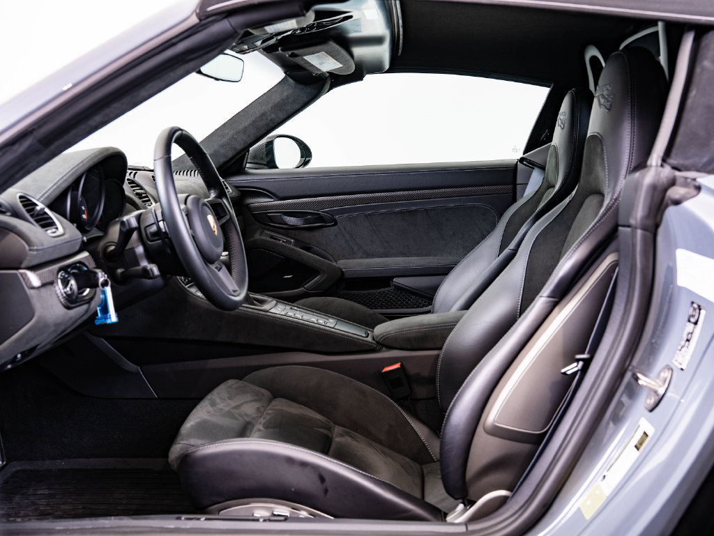 Certified 2024 Porsche 718 Boxster Spyder RS RWD image 5