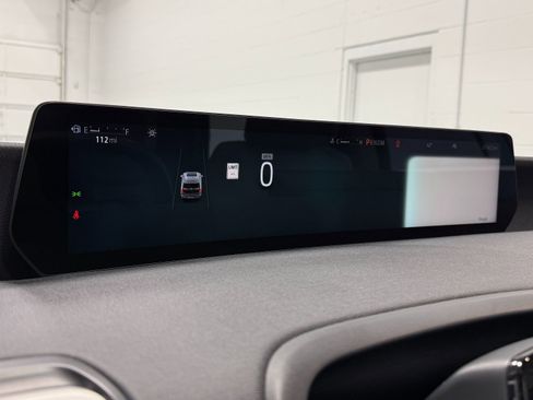 Used 2025 Ford Expedition Active AWD/4WD image 18