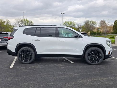 New 2026 GMC Acadia Elevation w/ Black Edition AWD/4WD image 10