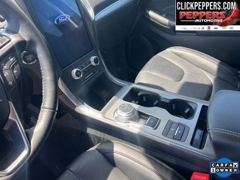 Used 2022 Ford Edge Titanium w/ Class II Trailer Tow Package AWD/4WD image 12