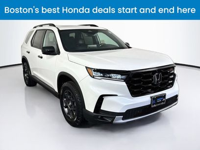 Used 2025 Honda Pilot TrailSport