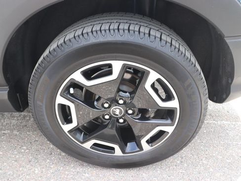 Used 2023 Ford Bronco Sport Outer Banks AWD/4WD image 16