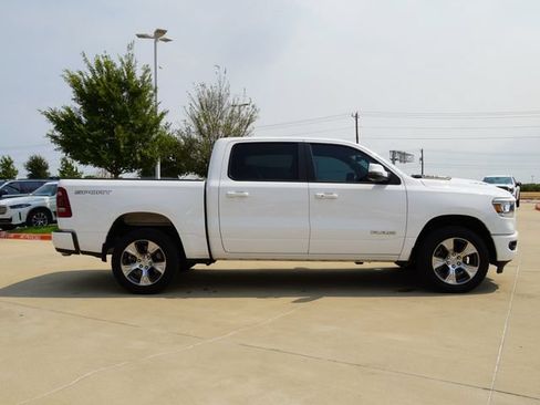 Used 2023 RAM 1500 Laramie AWD/4WD image 10