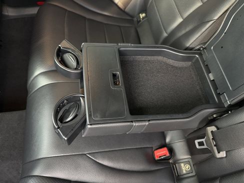 Used 2021 Mercedes-Benz C 300 Sedan image 26