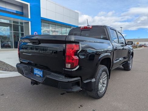 Used 2025 Chevrolet Colorado LT w/ Advanced Trailering Package image 37