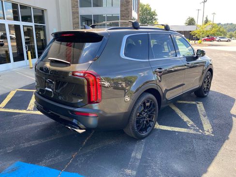 Used 2021 Kia Telluride SX w/ Nightfall Edition Package AWD/4WD image 4