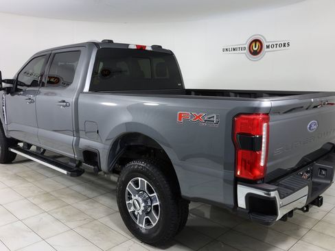 Used 2026 Ford F350 Lariat AWD/4WD image 4