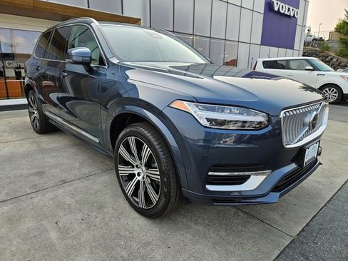 Certified 2024 Volvo XC90 T8 Plus w/ Protection Package Premier AWD/4WD image 3