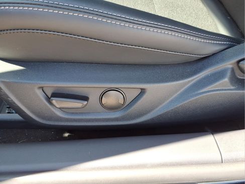 Used 2025 Ford Mustang GT RWD image 11