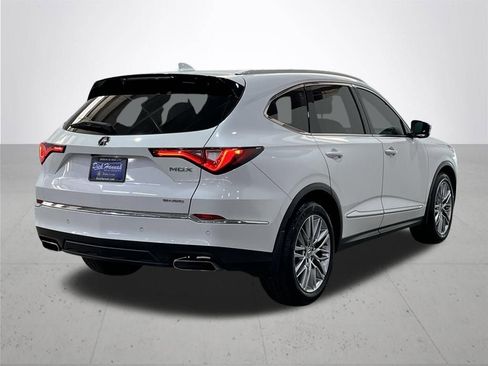Used 2023 Acura MDX SH-AWD w/ Advance Package image 10