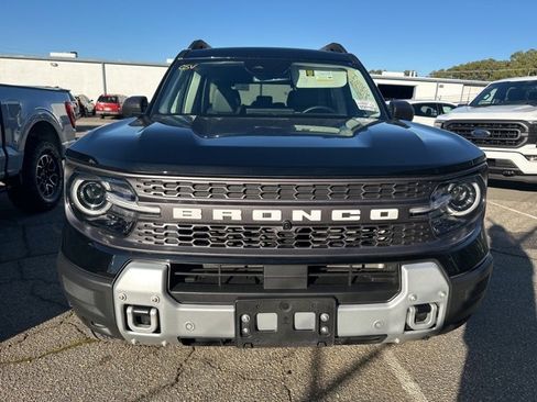 Used 2025 Ford Bronco Sport Badlands image 1