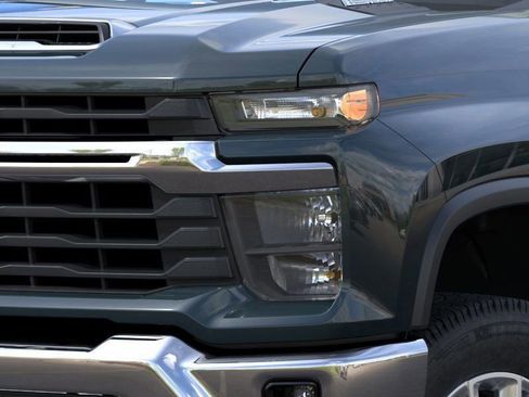 New 2026 Chevrolet Silverado 2500 LT w/ Convenience Package AWD/4WD image 11
