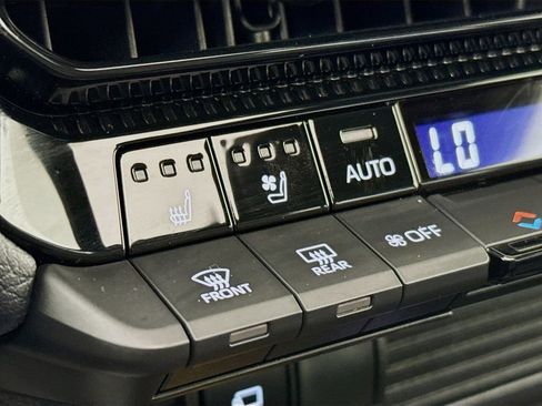 Certified 2024 Toyota Land Cruiser image 22