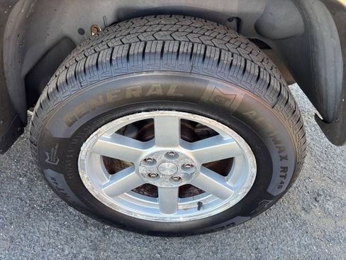 Used 2006 Jeep Liberty Limited image 10