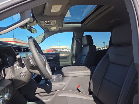 New 2026 GMC Sierra 1500 Denali w/ Denali Reserve Package AWD/4WD image 10