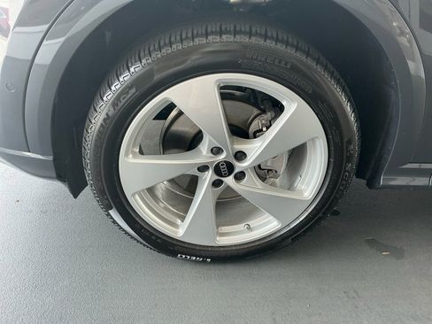 New 2025 Audi Q5 Premium Plus image 21