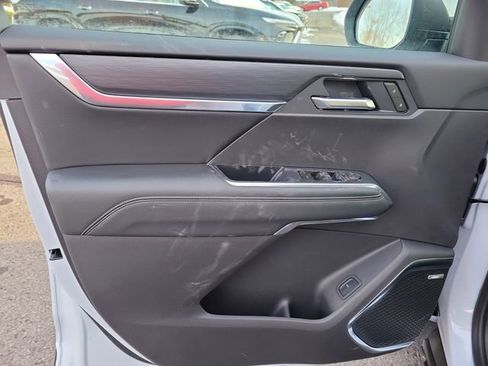 New 2026 GMC Acadia Elevation w/ Elevation Premium Package image 17