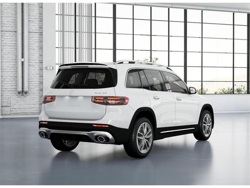 New 2025 Mercedes-Benz GLB 35 AMG 4MATIC image 22