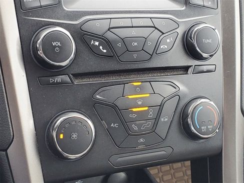 Used 2018 Ford Fusion S image 20