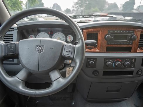 Used 2006 Dodge Ram 1500 Truck SLT w/ Quad Cab Big Horn Value Group AWD/4WD image 19