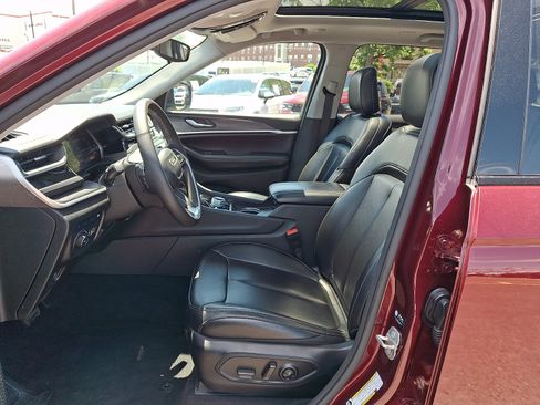 Used 2024 Jeep Grand Cherokee Limited 4xe AWD/4WD image 13
