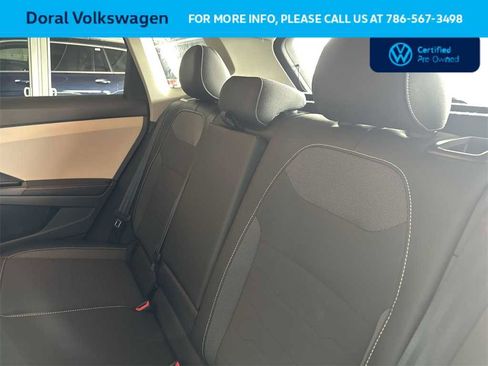 Used 2025 Volkswagen Taos SE image 22