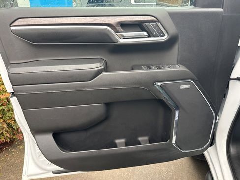 Used 2024 Chevrolet Silverado 1500 LTZ w/ Technology Package image 14