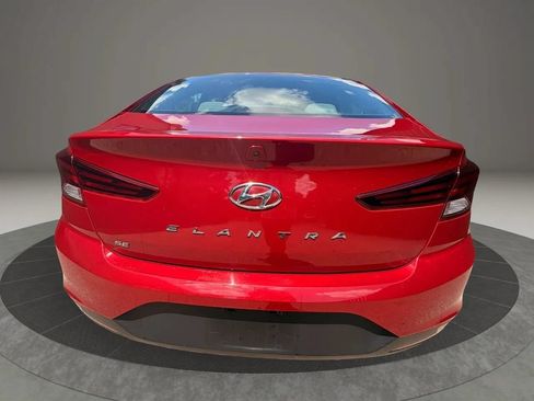 Used 2019 Hyundai Elantra SE FWD image 6