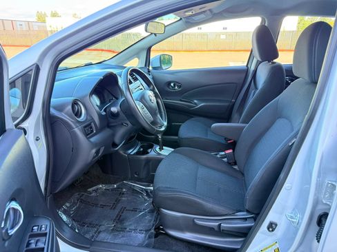 Used 2016 Nissan Versa Note SV FWD image 9
