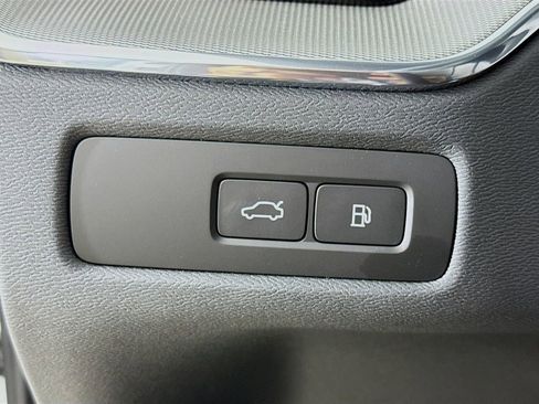 New 2026 Volvo XC60 T8 Polestar w/ Protection Package Premier image 10