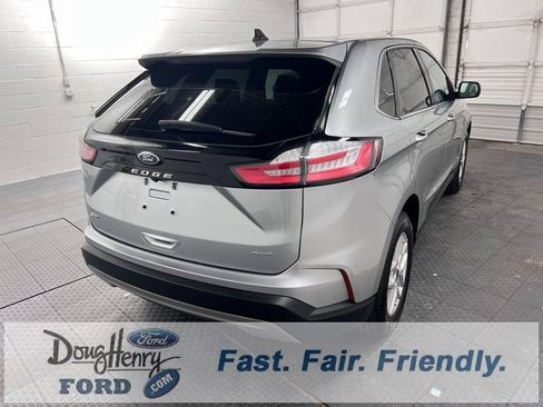 Used 2023 Ford Edge SEL image 8