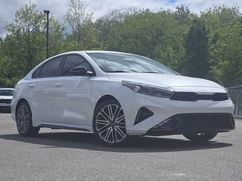 Used 2022 Kia Forte GT FWD image 2