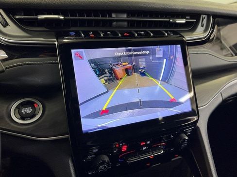 Used 2024 Jeep Grand Cherokee Limited 4xe image 43