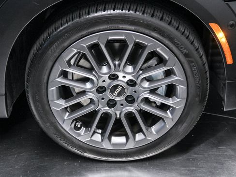 Used 2026 MINI Cooper S FWD image 9